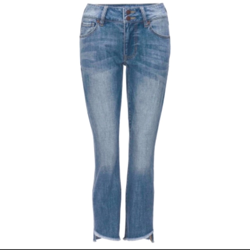 CAbi Hi Low crop jeans size 4. Style 6070